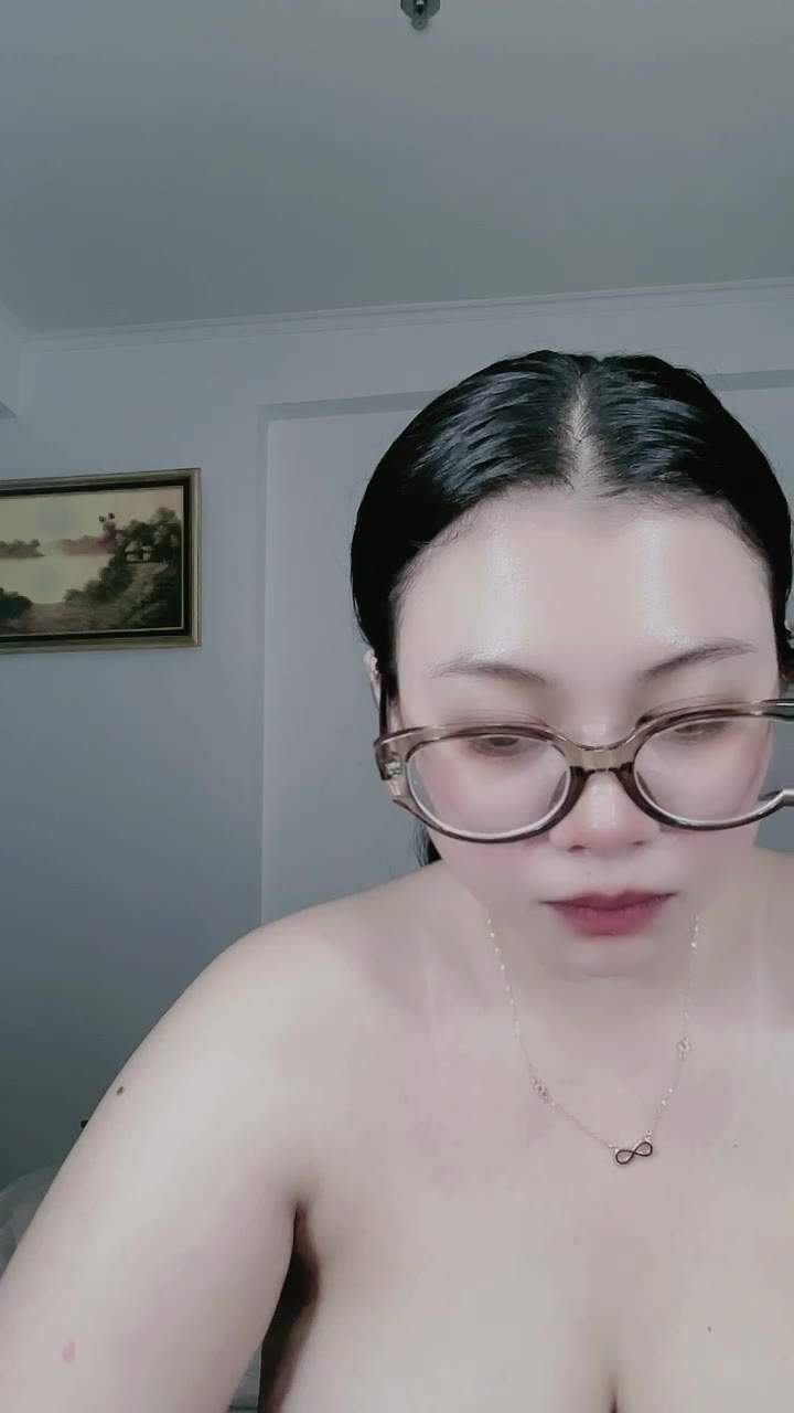 Dara Kacamata Mode Binal Nyepong Anu Ingin Ngewe ID 91833952 Mango