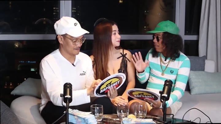 Podcast Alyssa Gadis Pirang Vivamax Jambak Ewe Mantep